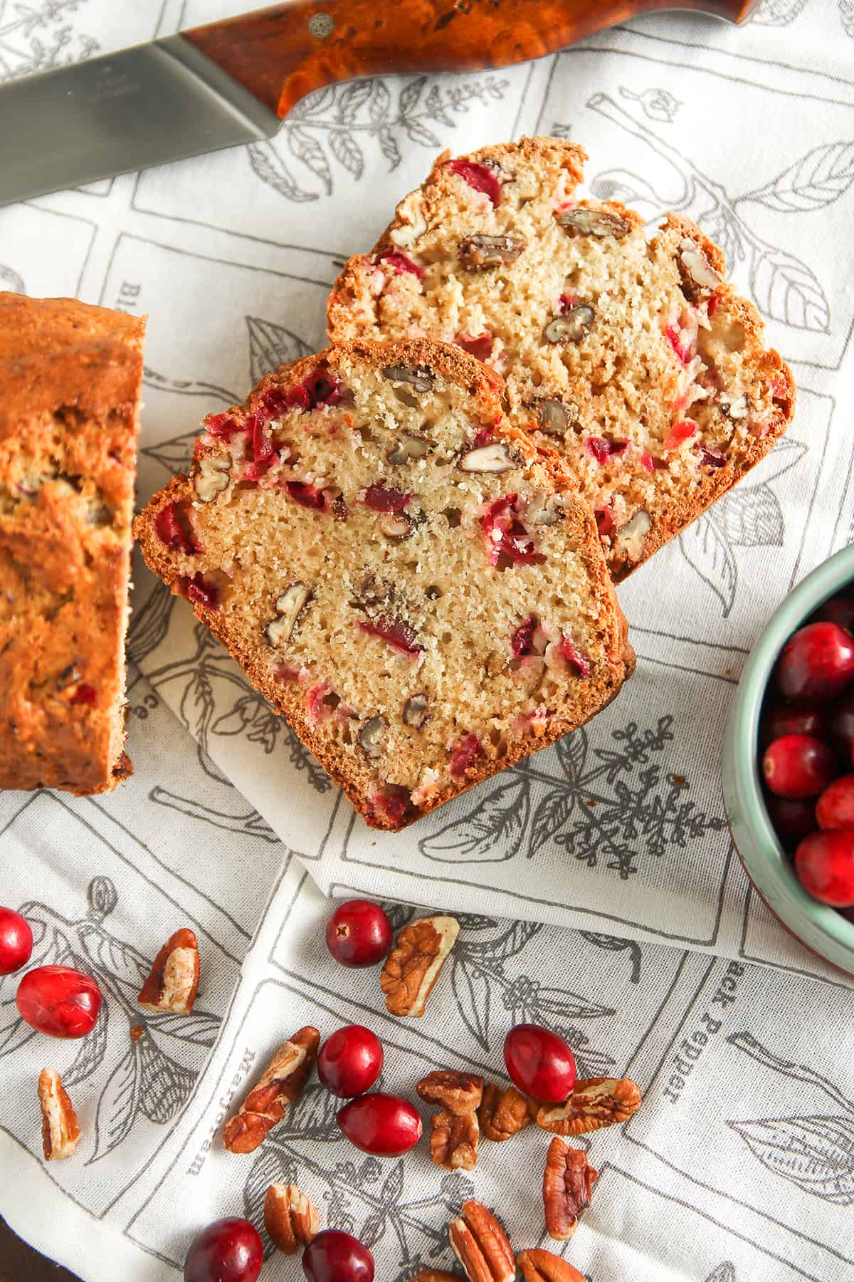 Cranberry Nut Bread - Delicious holiday quick bread | Stephie Cooks